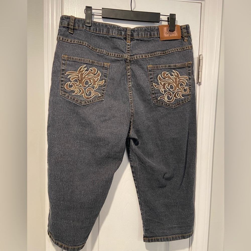 Gazoz Size 16 Embroidered Pocket Zip Up Ramie Cotton Stretch Cropped Jeans